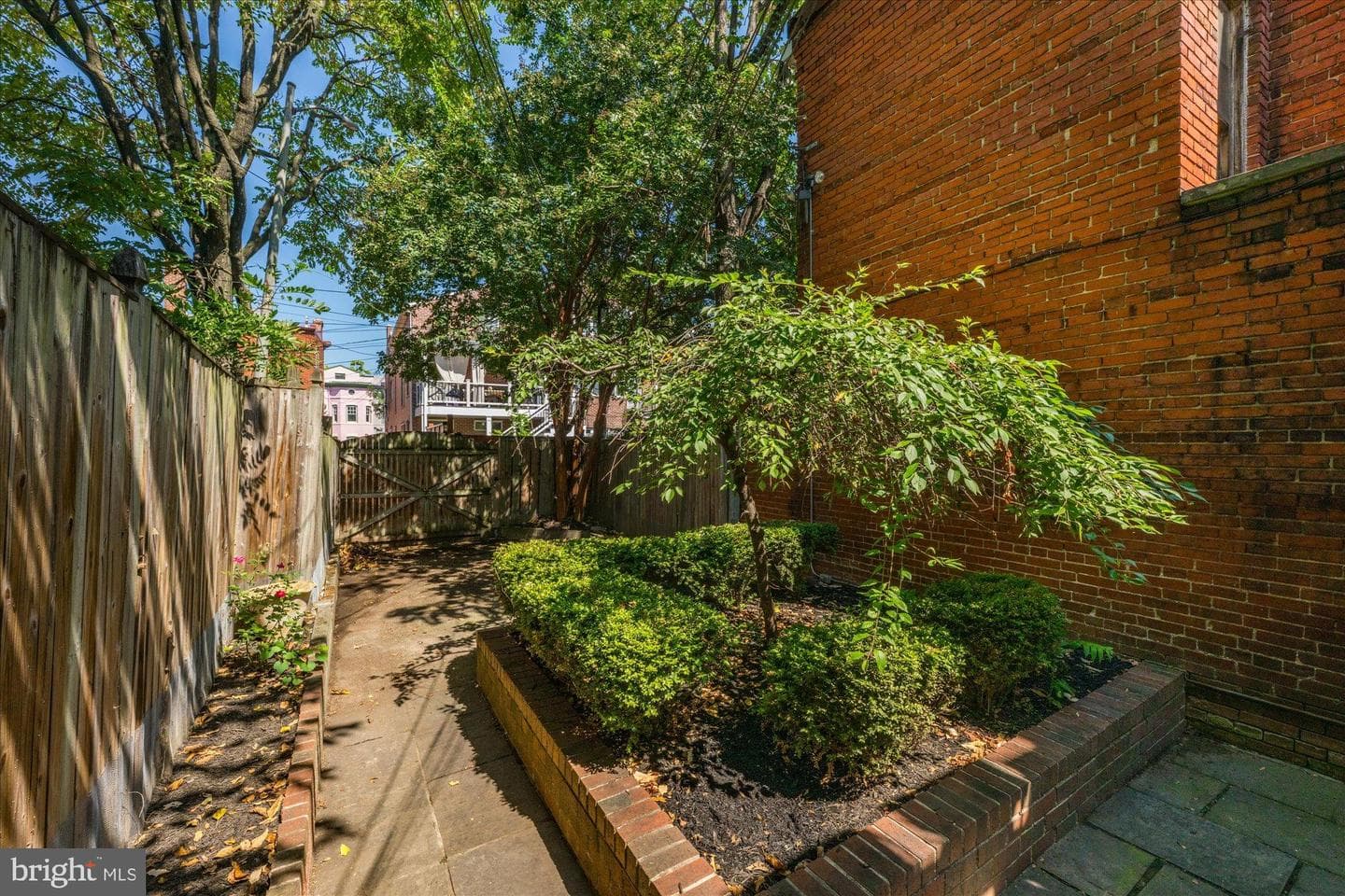 221 M Street NW photo 32
