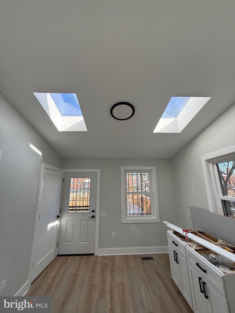 5049 8th Street NE photo 11