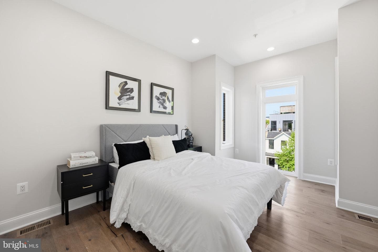 1657 Montello Avenue NE #2 photo 26