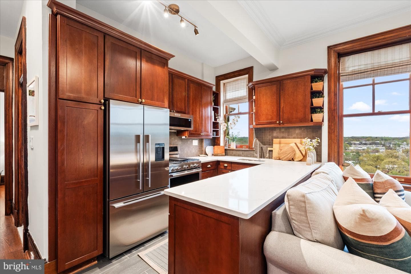2853 Ontario Road NW #609 photo 6