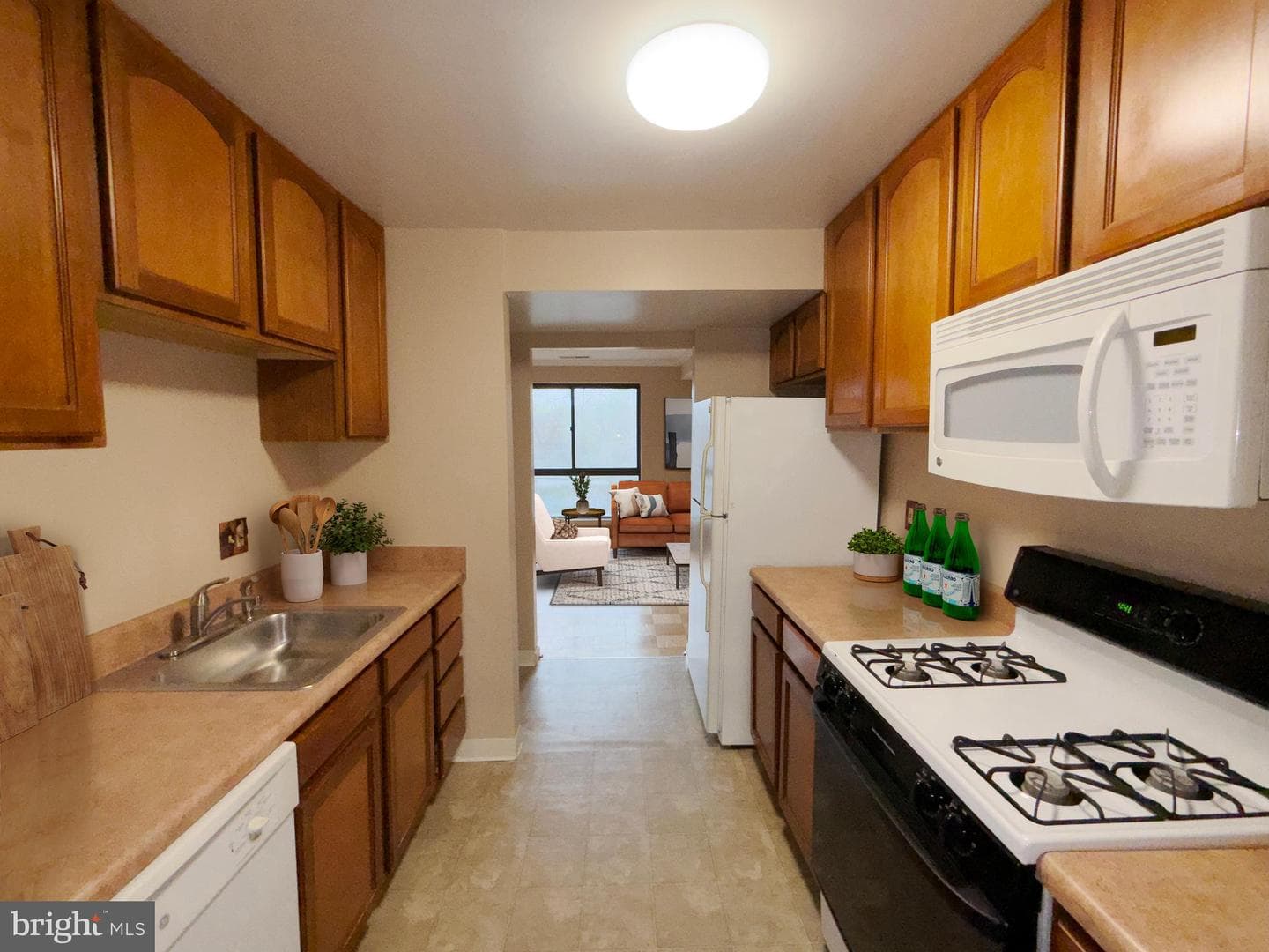 1601 Gainesville Street SE #201 photo 23