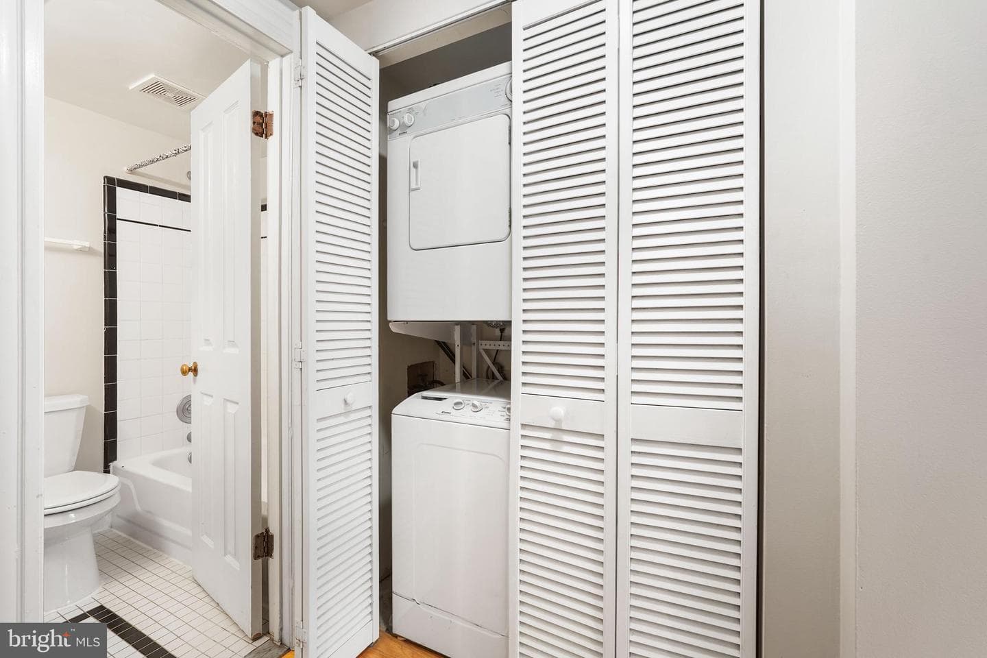 2032 16th Street NW #1 photo 10
