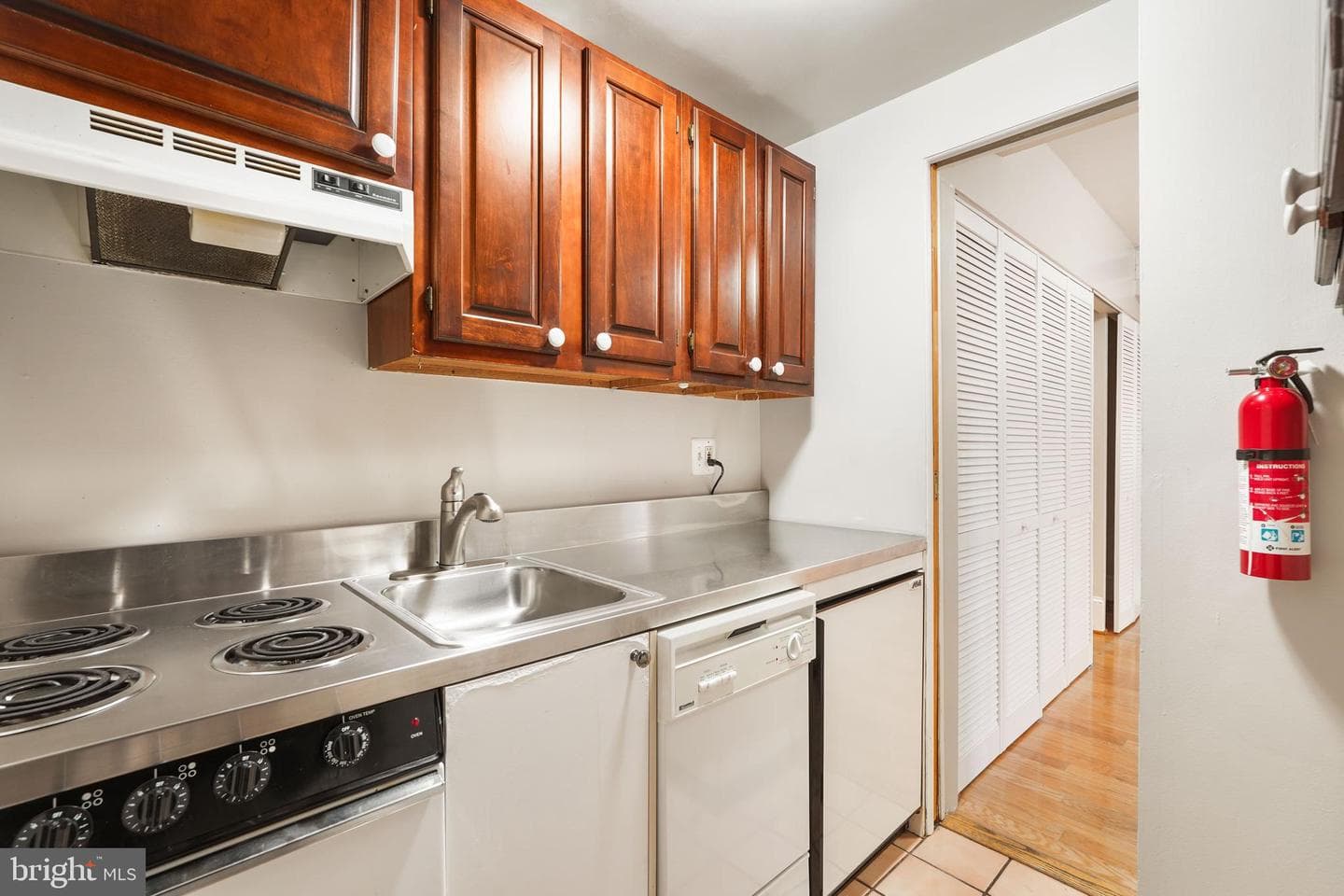 2032 16th Street NW #1 photo 7