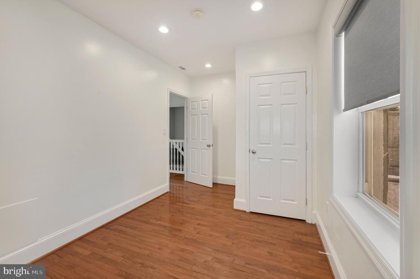 729 Kenyon Street NW photo 19