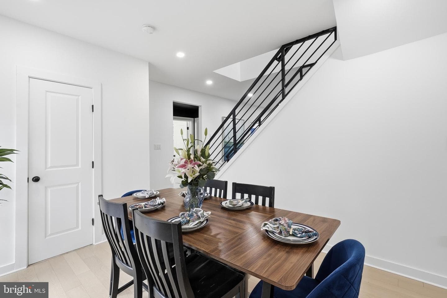 2211 Franklin Street NE photo 15