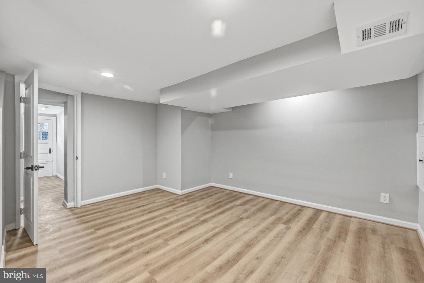 1650 Fort Davis Street SE photo 7
