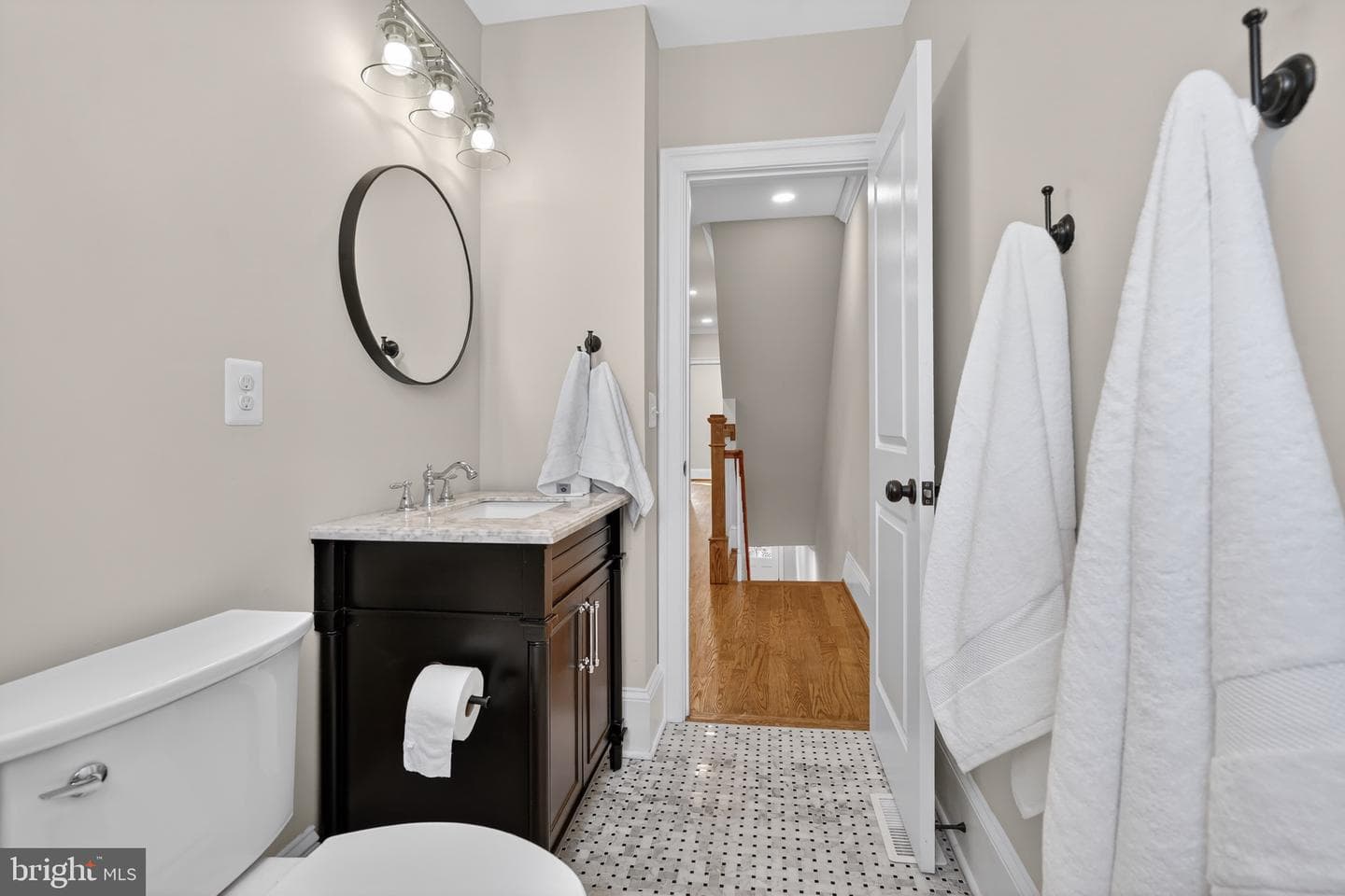 915 Hamilton Street NW photo 25