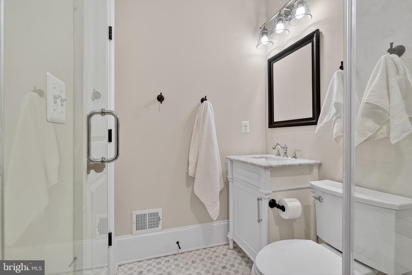 915 Hamilton Street NW photo 28