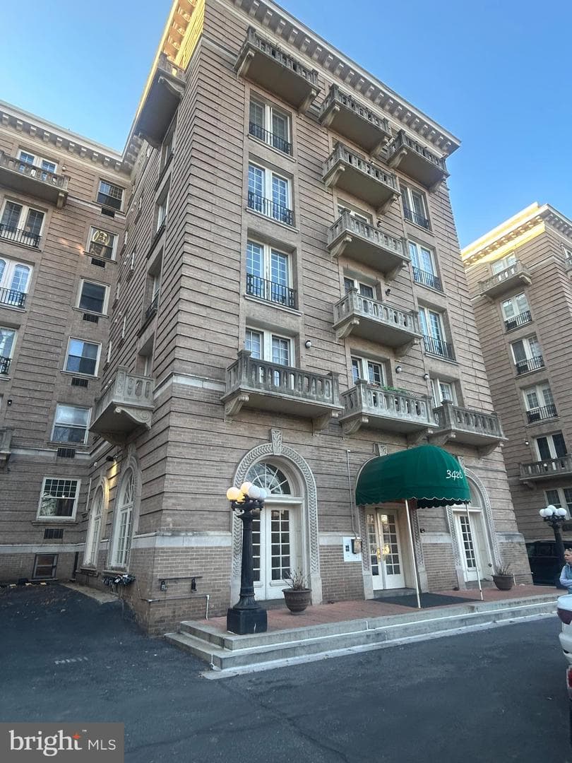 3426 16th Street NW #604, Washington