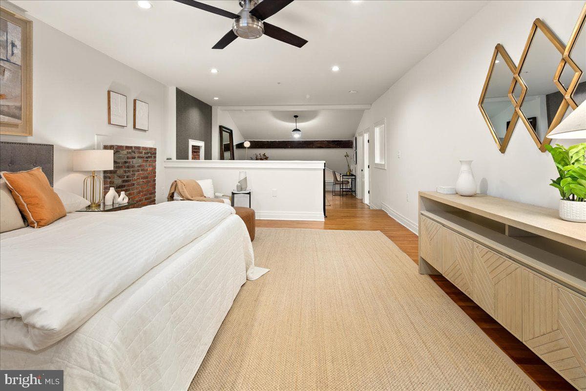 1109 M Street NW #11 photo 27