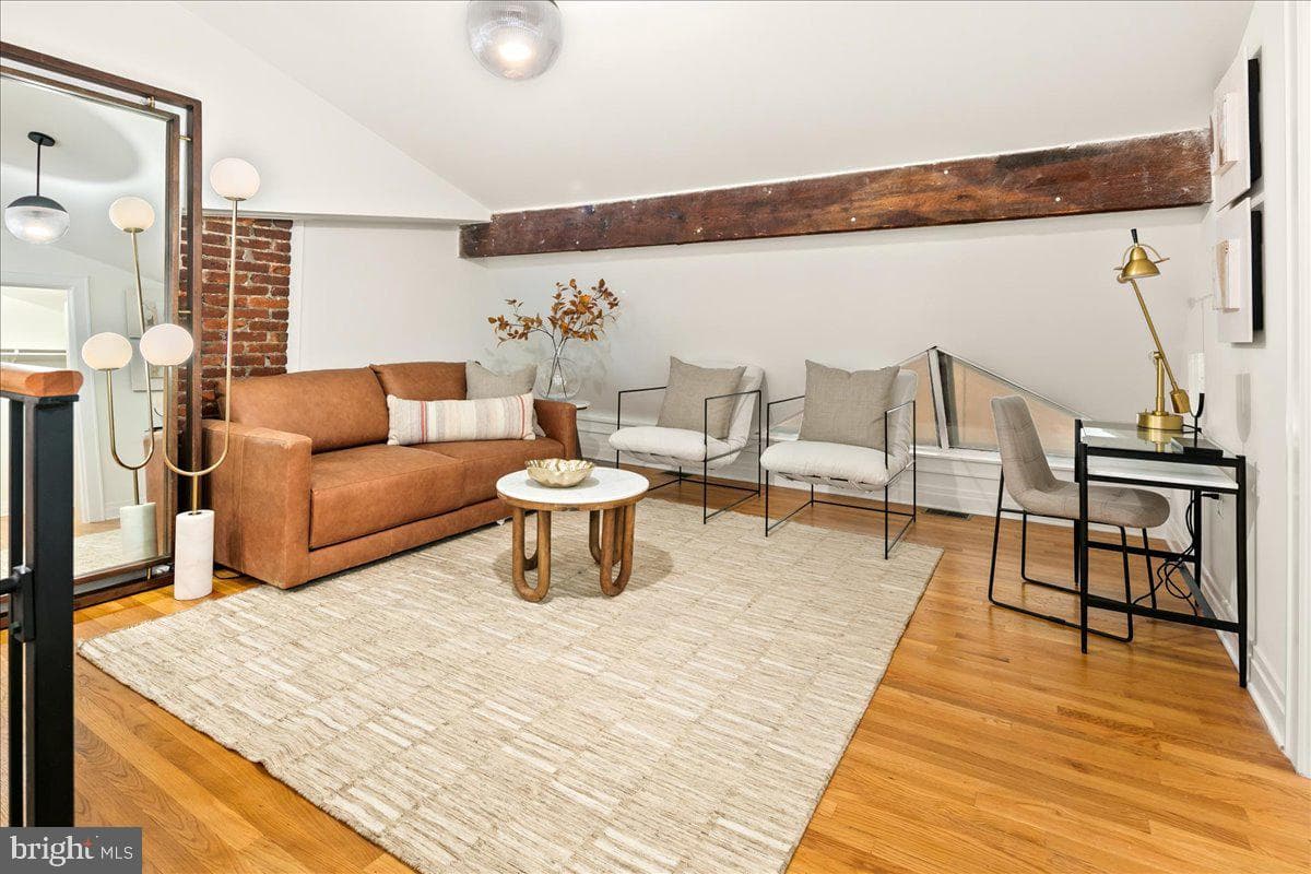 1109 M Street NW #11 photo 29