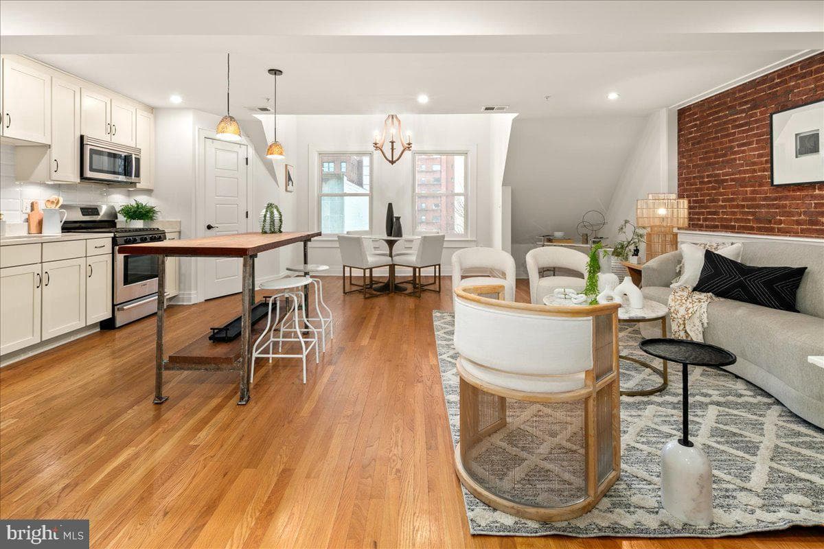 1109 M Street NW #11 photo 4