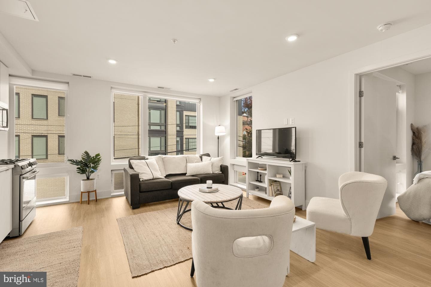 1761 P Street NW #202 photo 6