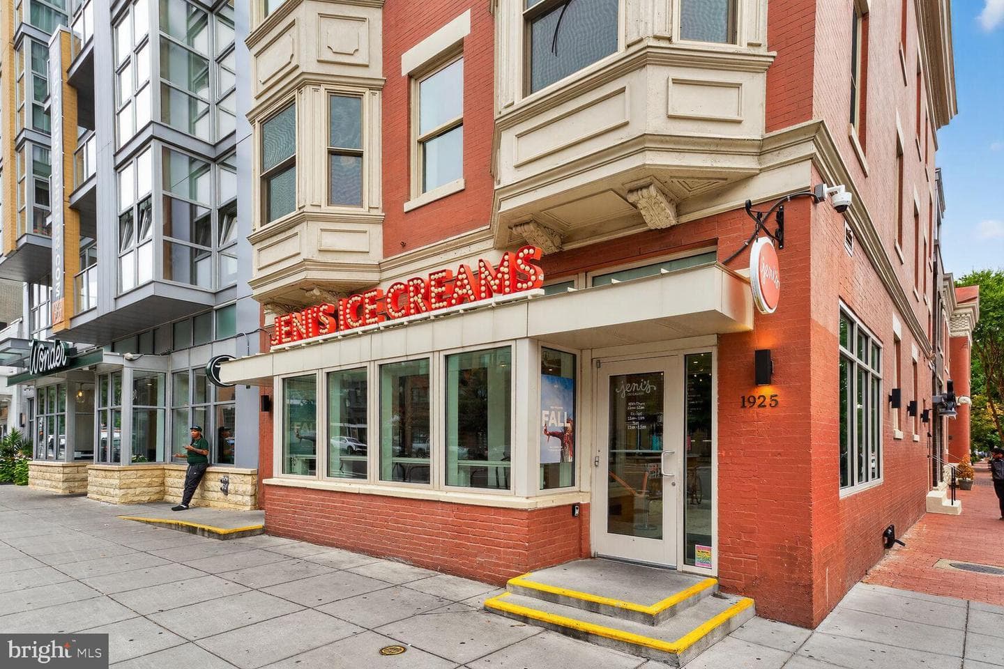 2261 12th Street NW photo 38