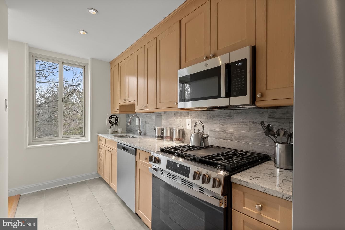 4000 Tunlaw Road NW #1007 photo 15