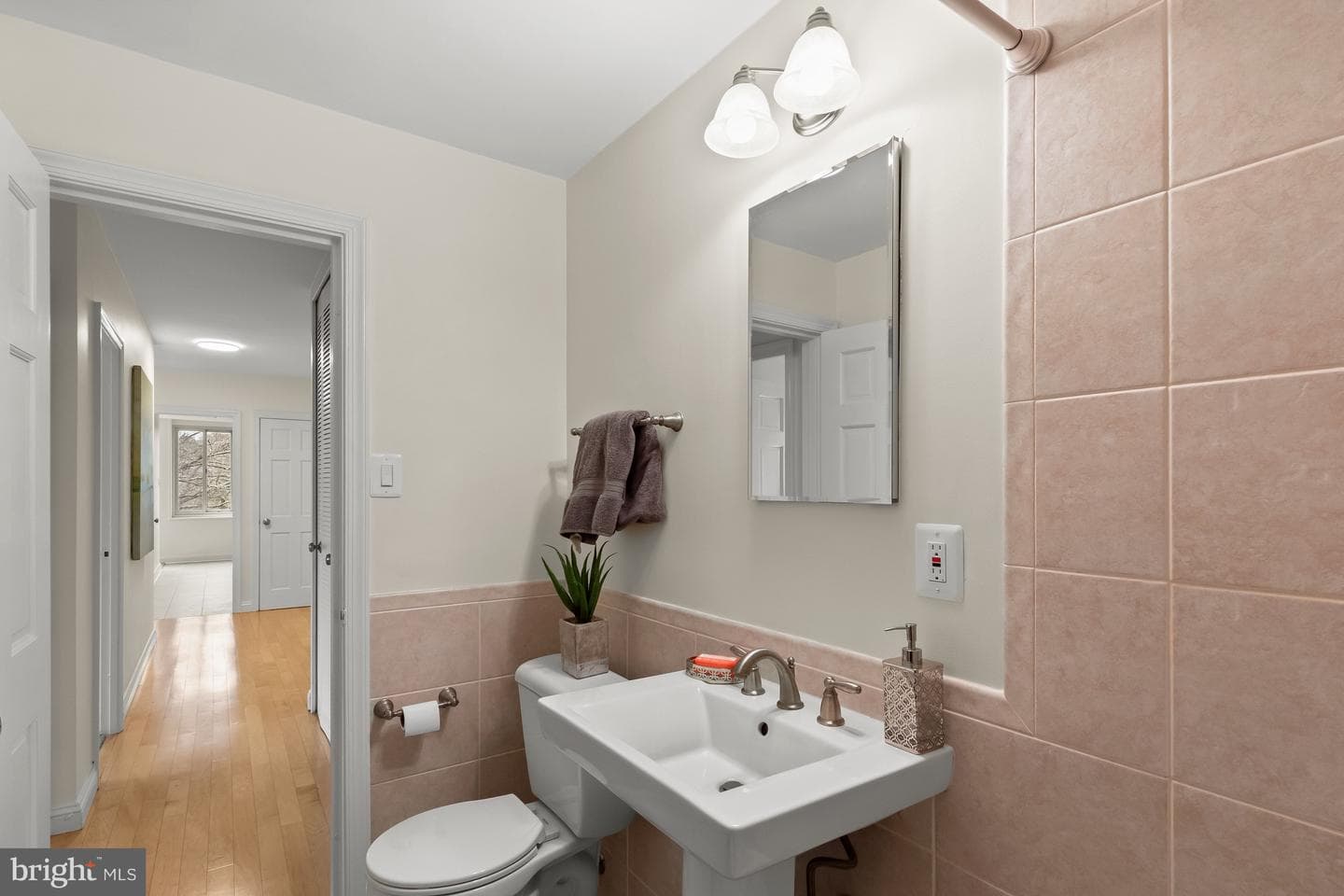 4000 Tunlaw Road NW #1007 photo 28