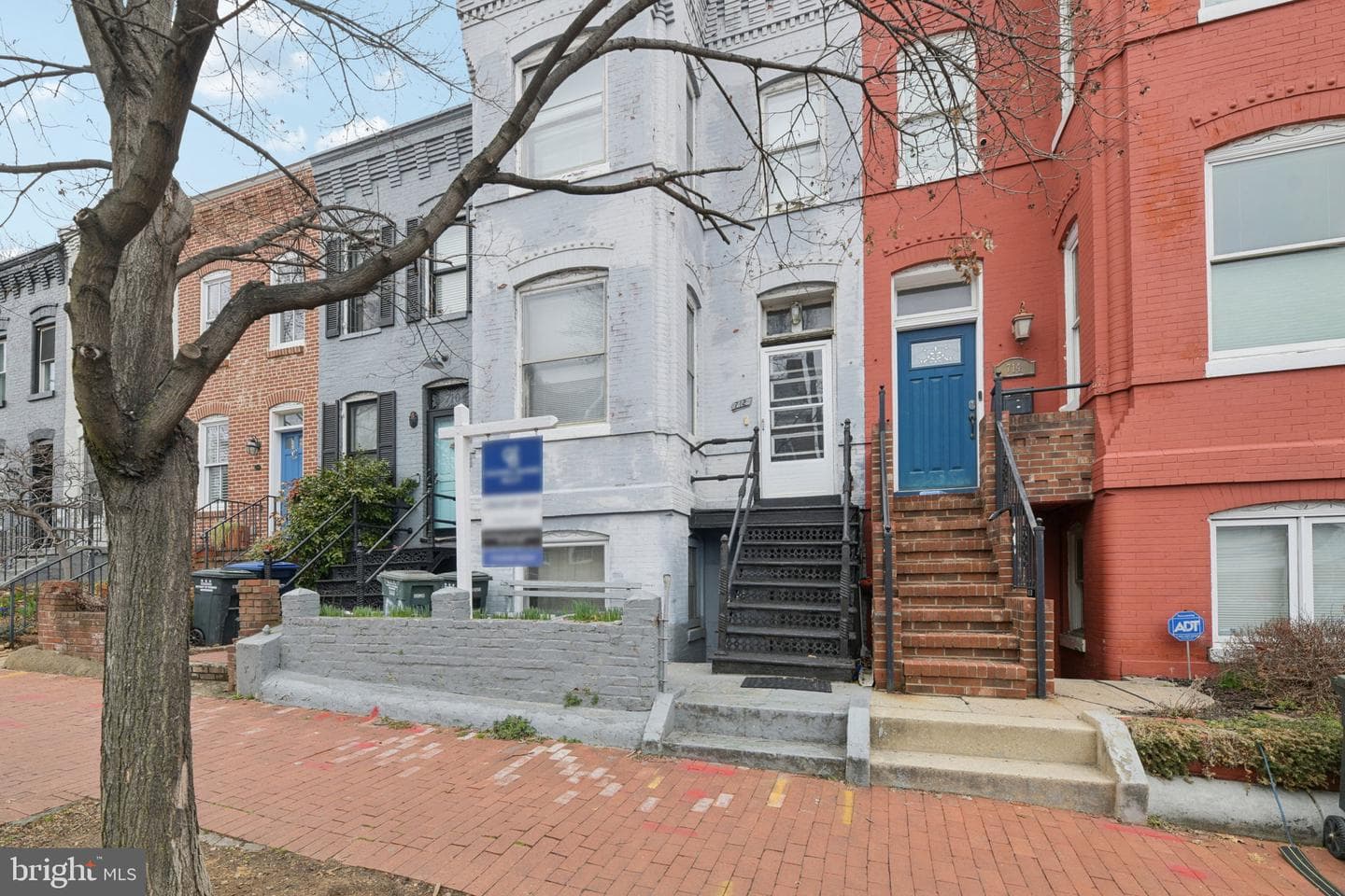 712 4th Street SE, Washington