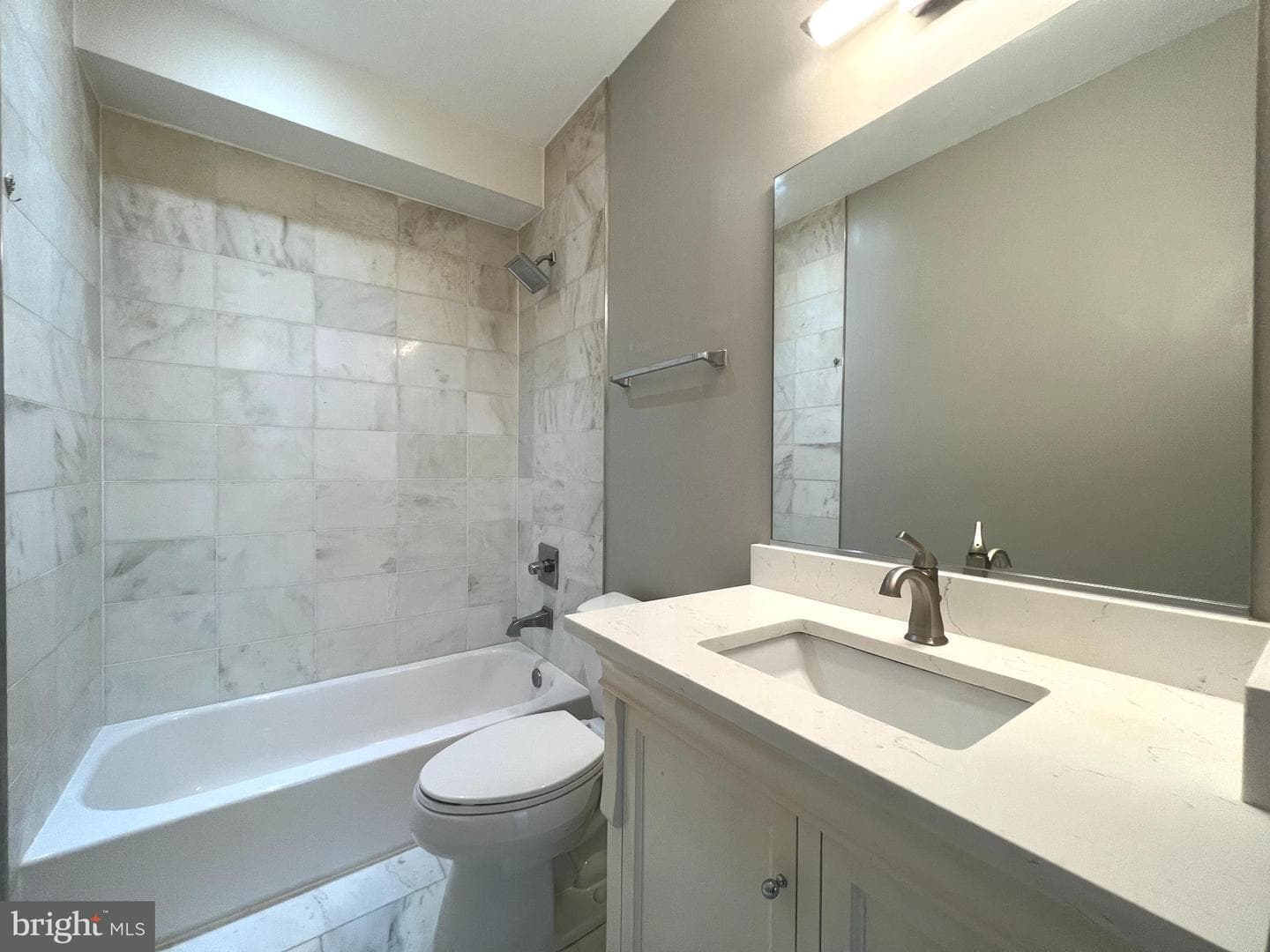 1209 G Street SE #8 photo 19