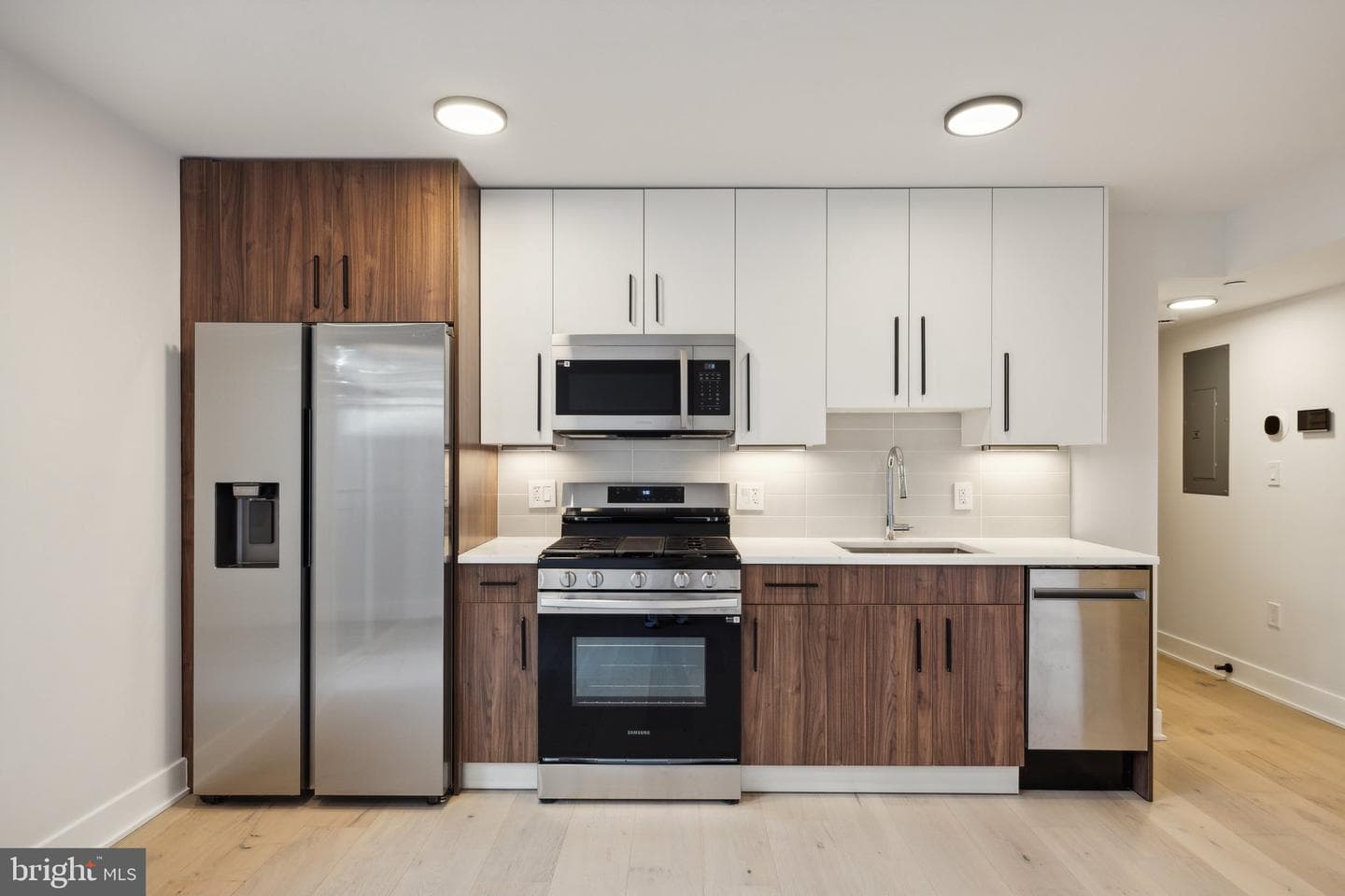 845 19th Street NE #unit 3, Washington