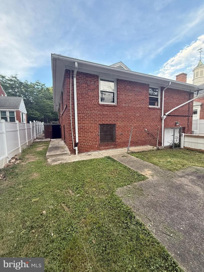 8020 Eastern Avenue NW photo 48