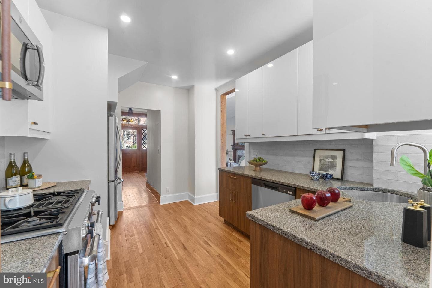 1802 Lamont Street NW photo 28