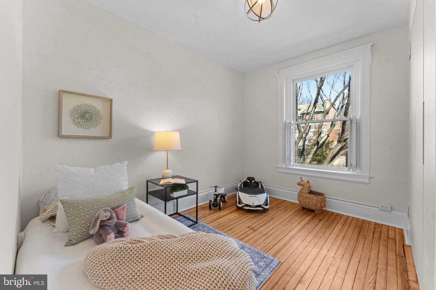 1802 Lamont Street NW photo 57