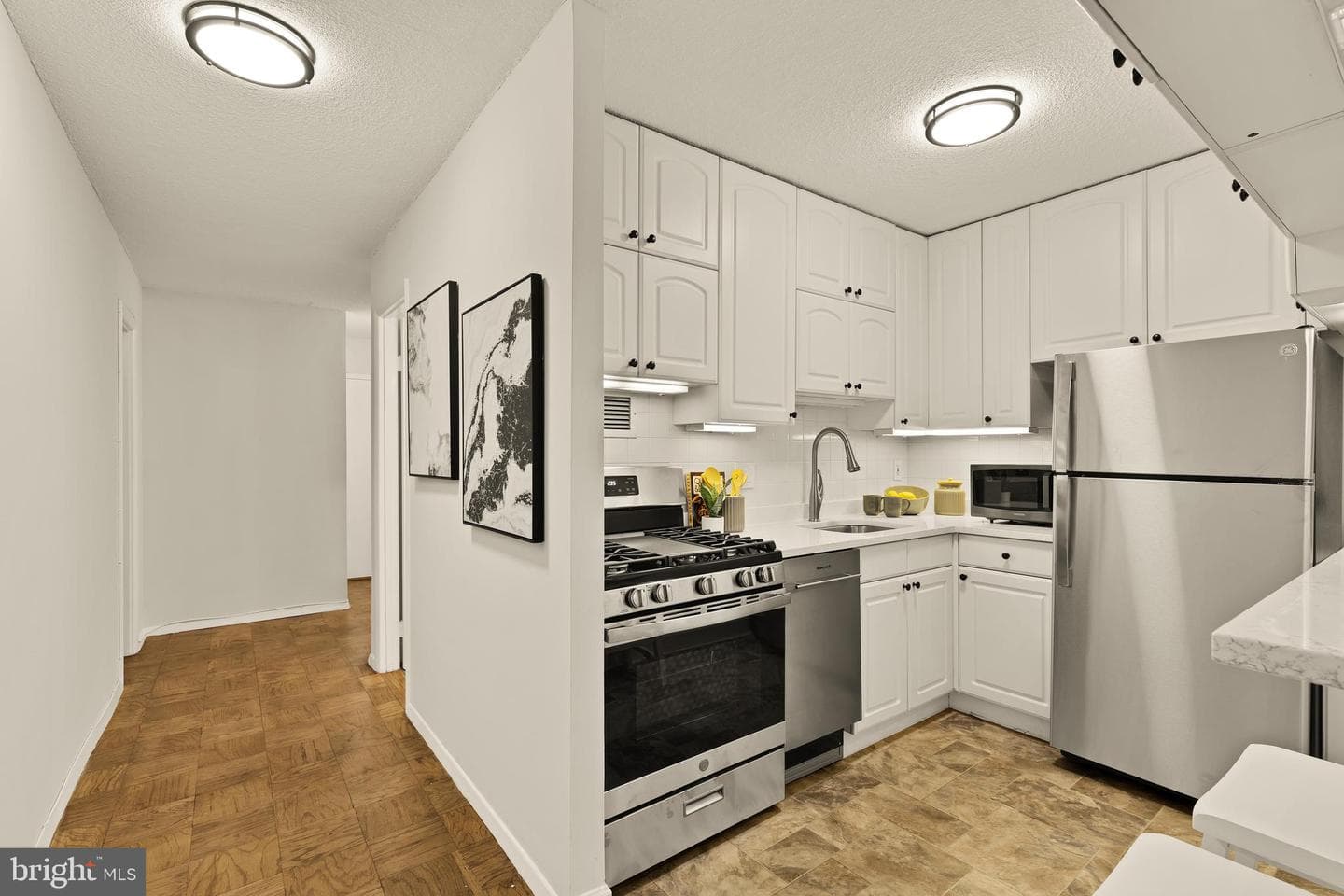 1301 20th Street NW #817 photo 4