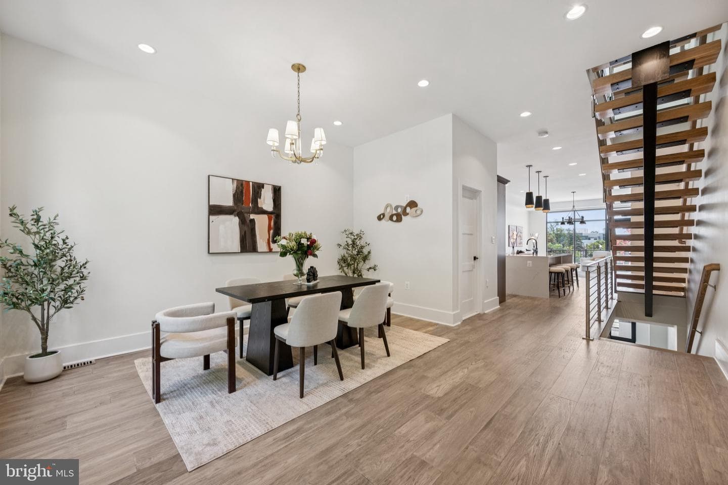 3550 Whitehaven Parkway NW, Washington