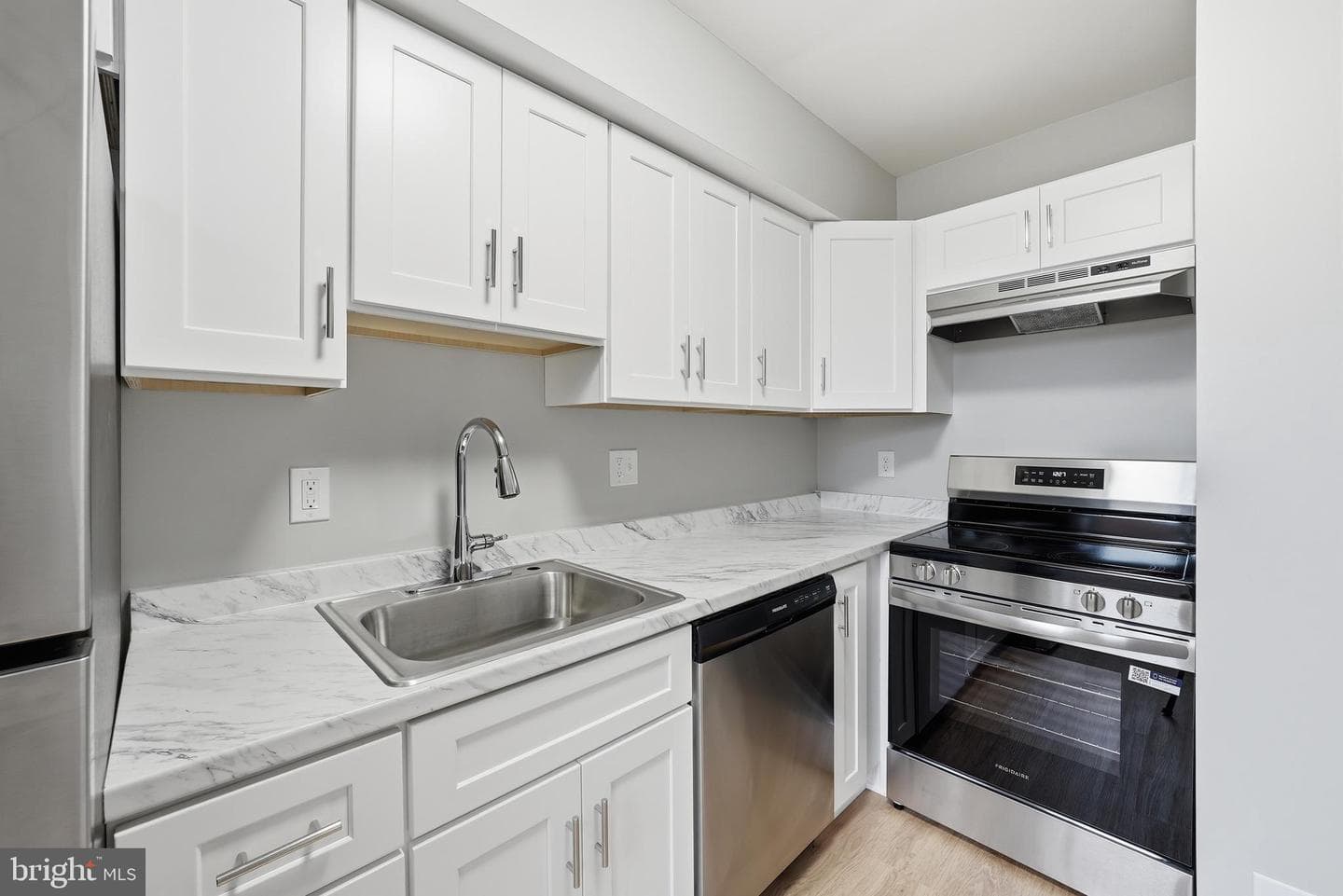 3248 Jones Court NW photo 21