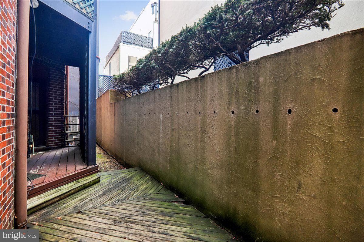 2038 18th Street NW #101 photo 52