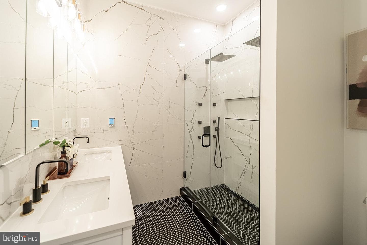 1215 Holbrook Terrace NE #2 photo 41