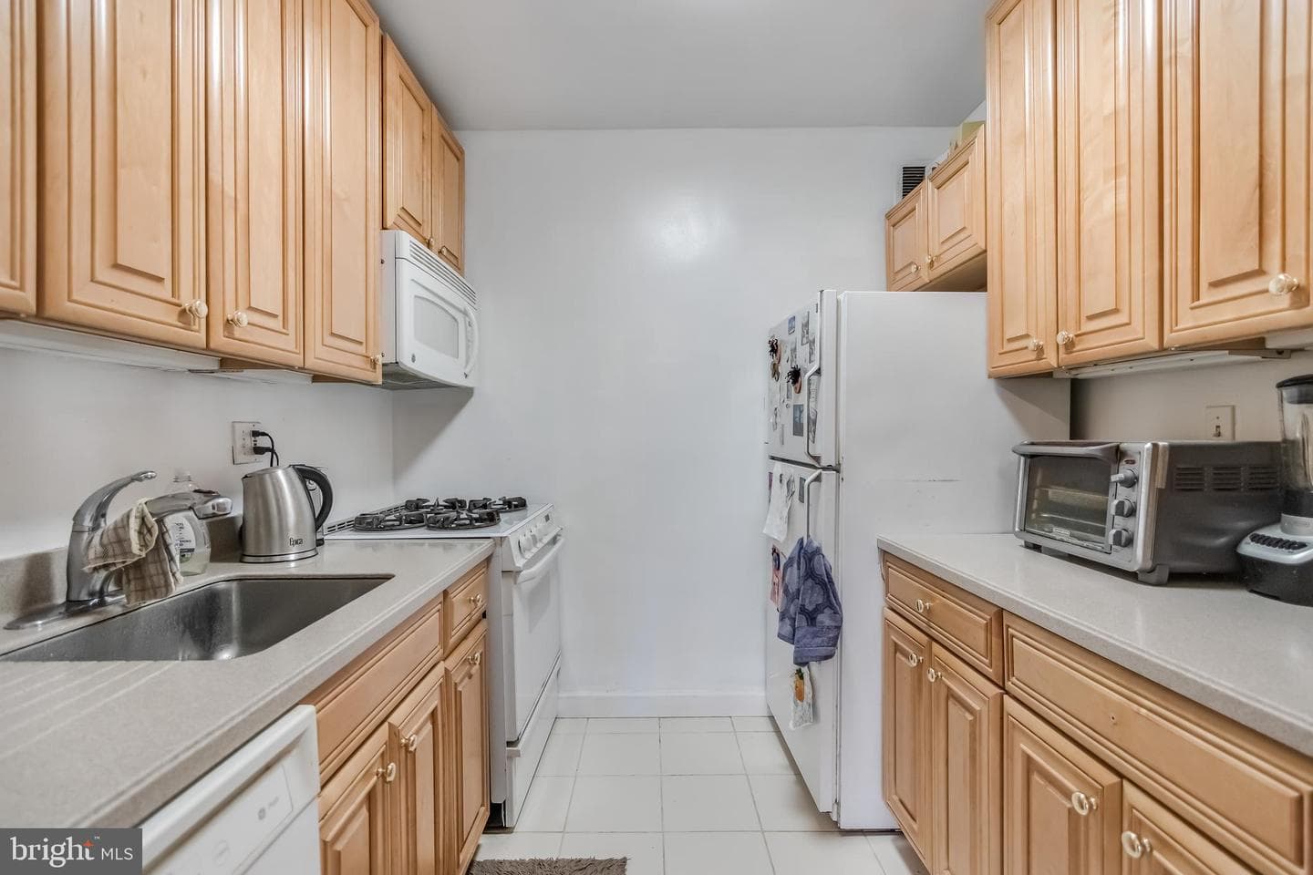 4201 Cathedral Avenue NW #118w photo 13