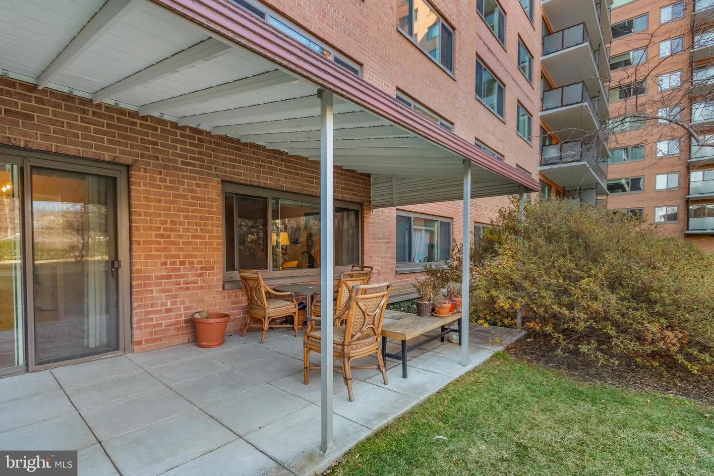 4201 Cathedral Avenue NW #118w photo 25