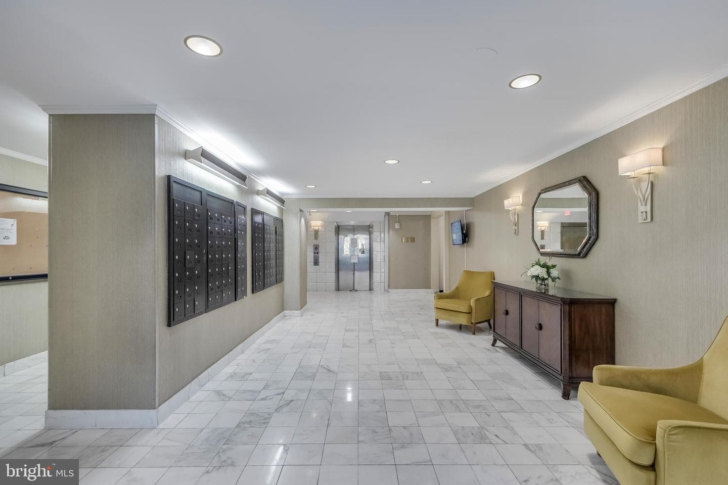 4201 Cathedral Avenue NW #118w photo 5
