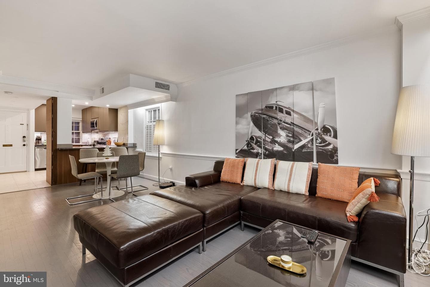 1233 Potomac Street NW photo 4