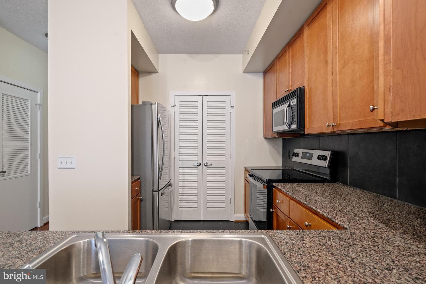 400 Massachusetts Avenue NW #421 photo 11
