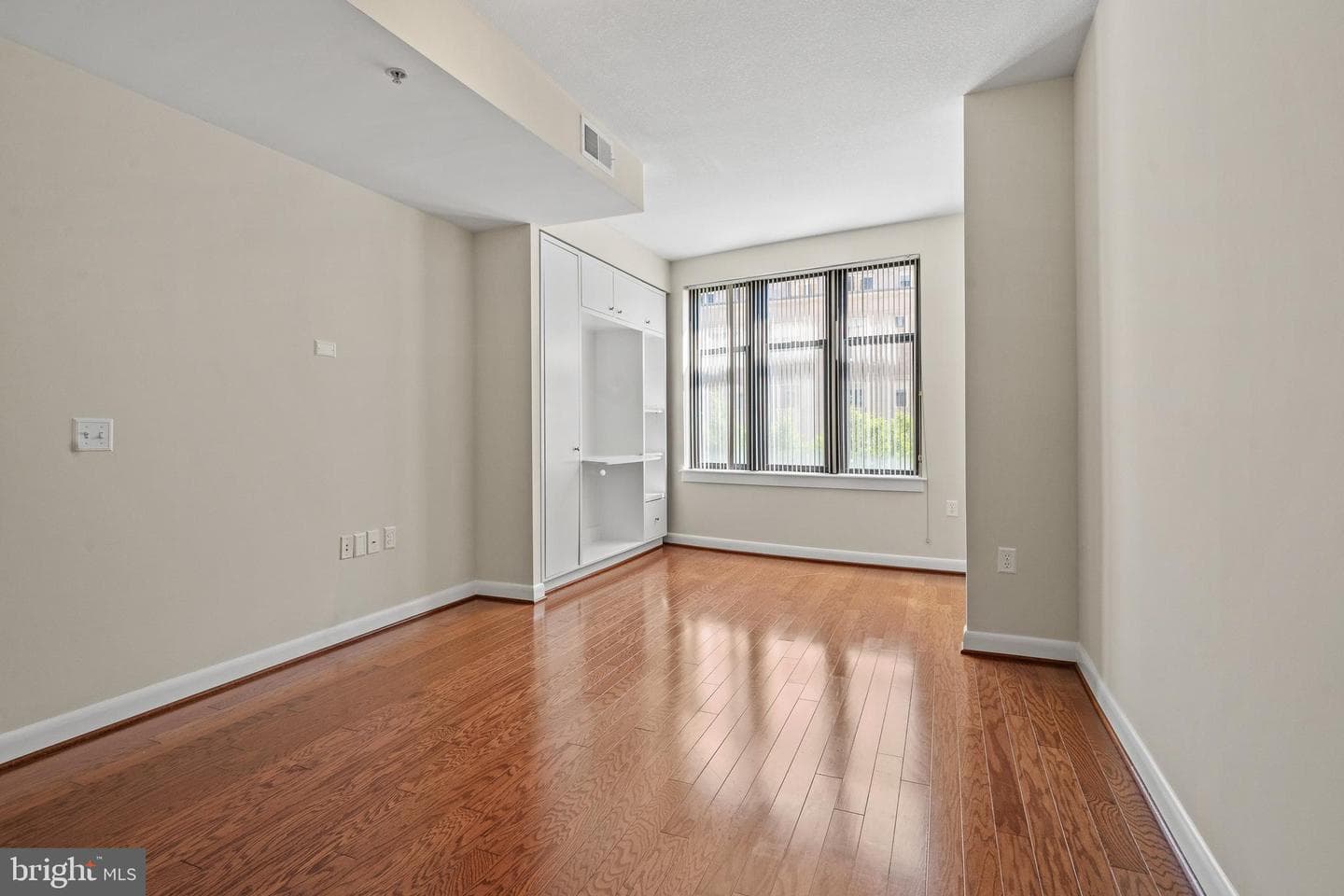 400 Massachusetts Avenue NW #421 photo 17