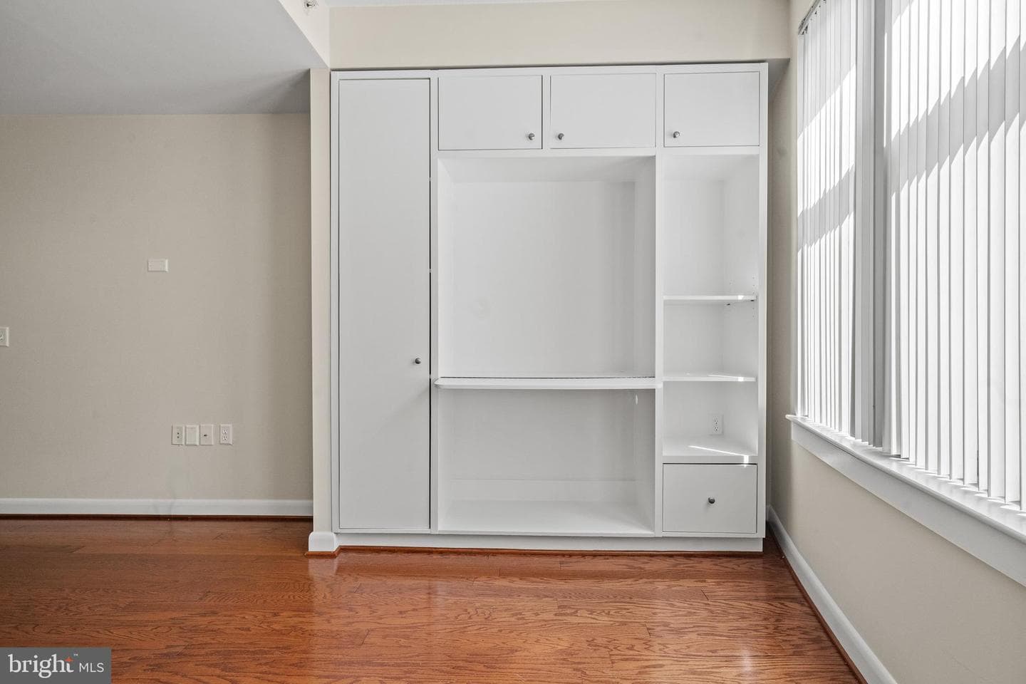400 Massachusetts Avenue NW #421 photo 22