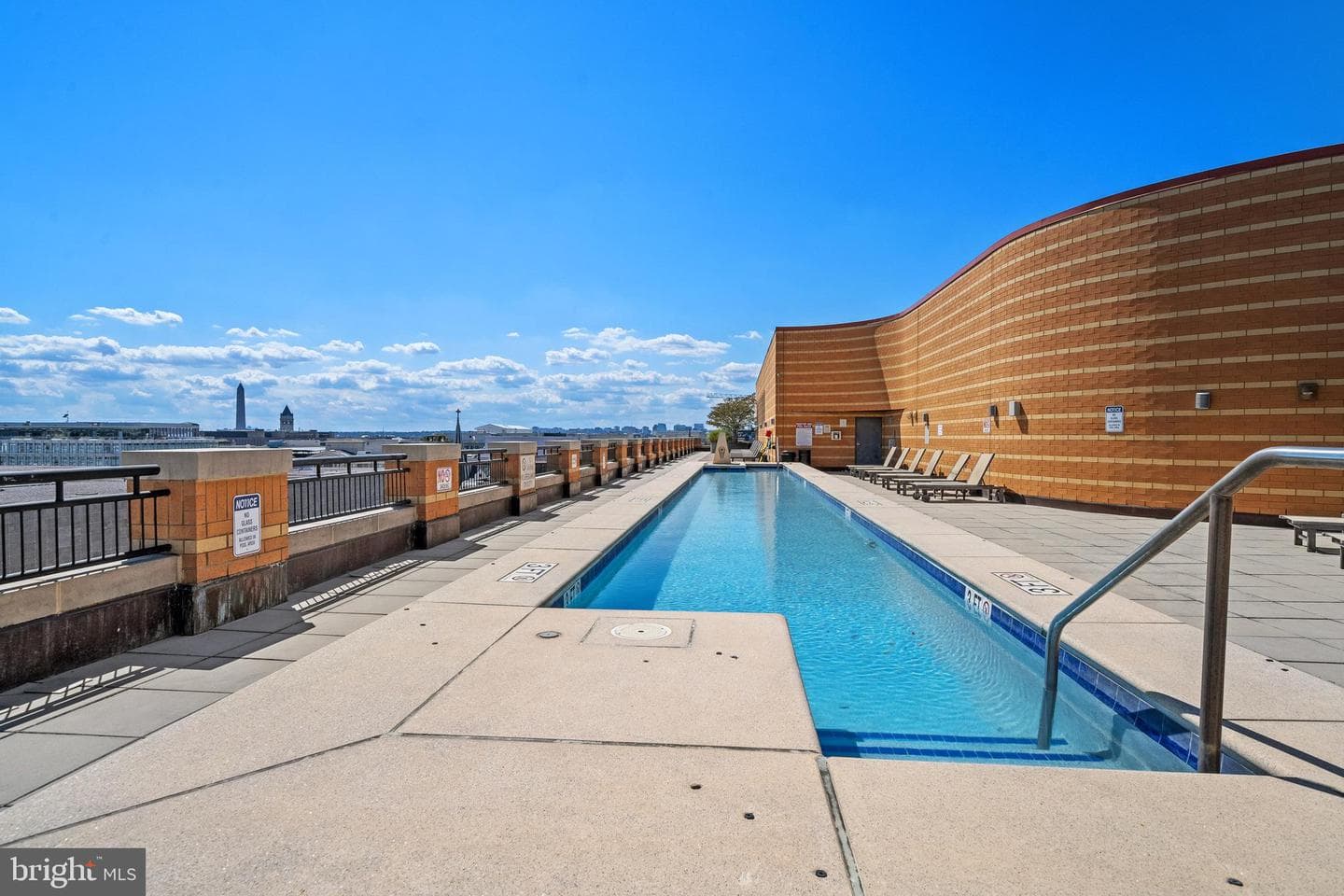 400 Massachusetts Avenue NW #421 photo 40