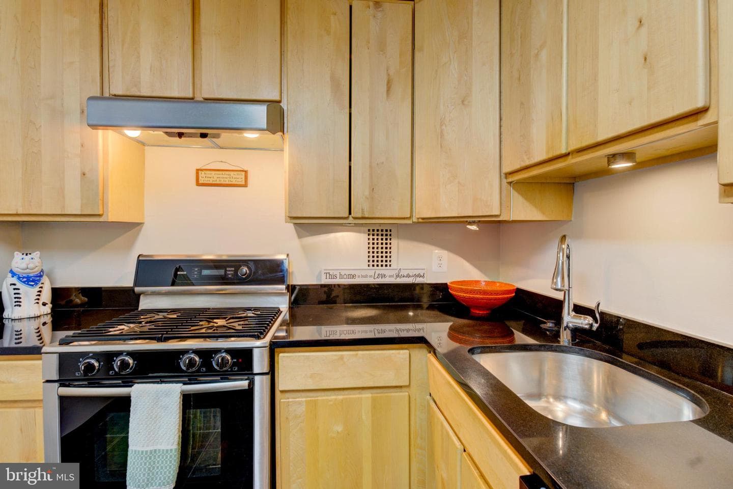 3001 Veazey Terrace NW #1320 photo 16