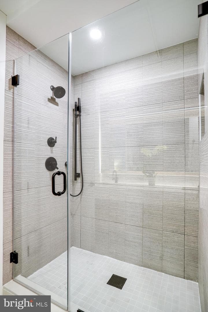 2525 Pennsylvania Avenue NW #204 photo 24