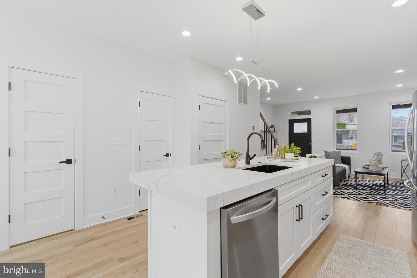 810 Madison Street NW photo 12