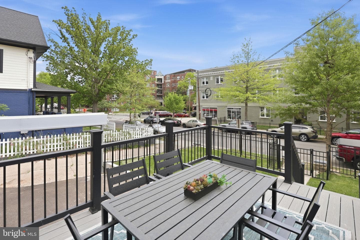 1355 Longfellow Street NW photo 8
