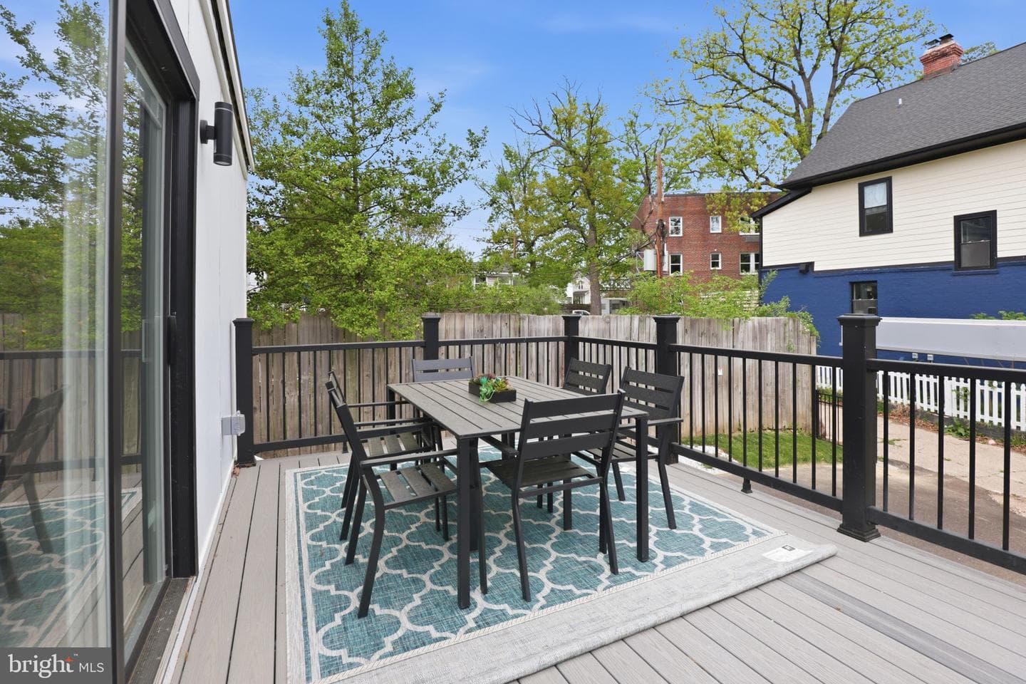1355 Longfellow Street NW photo 9