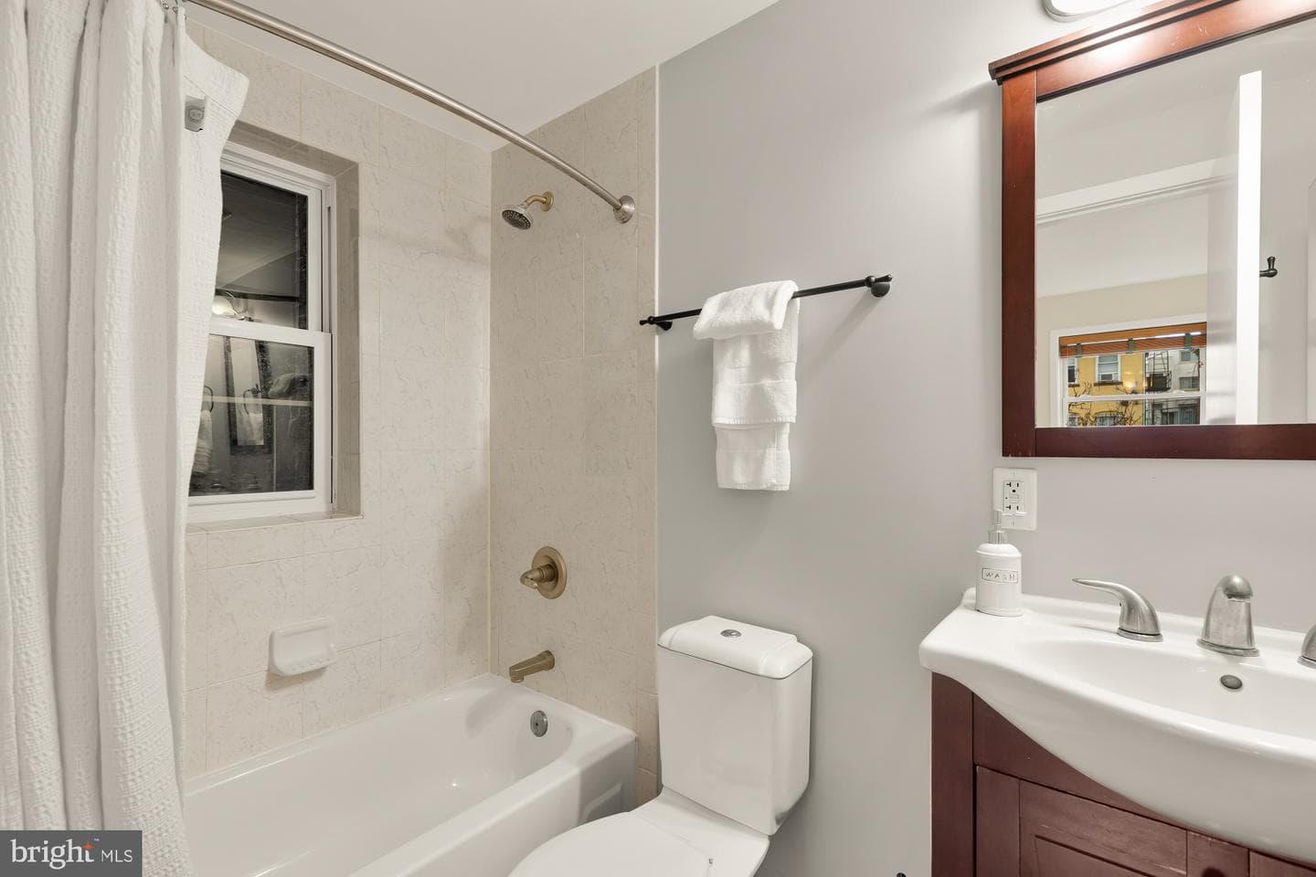 3534 10th Street NW #200 photo 20