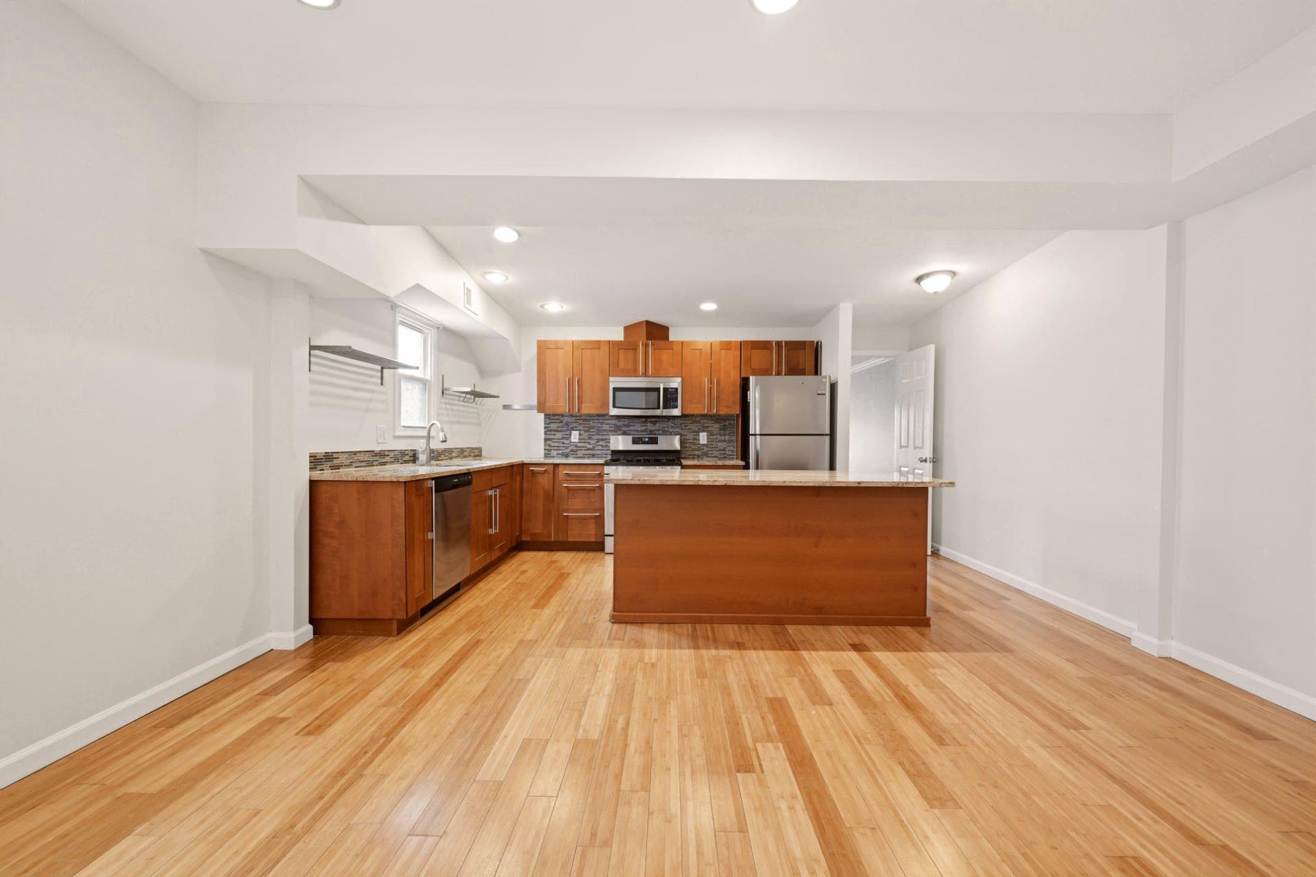 737 Morton Street NW photo 22