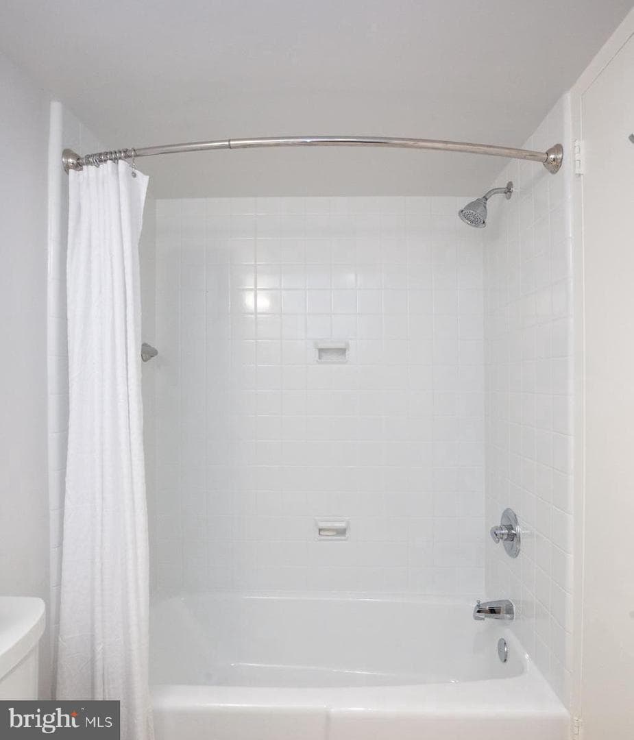 3001 Veazey Terrace NW #1128 photo 20