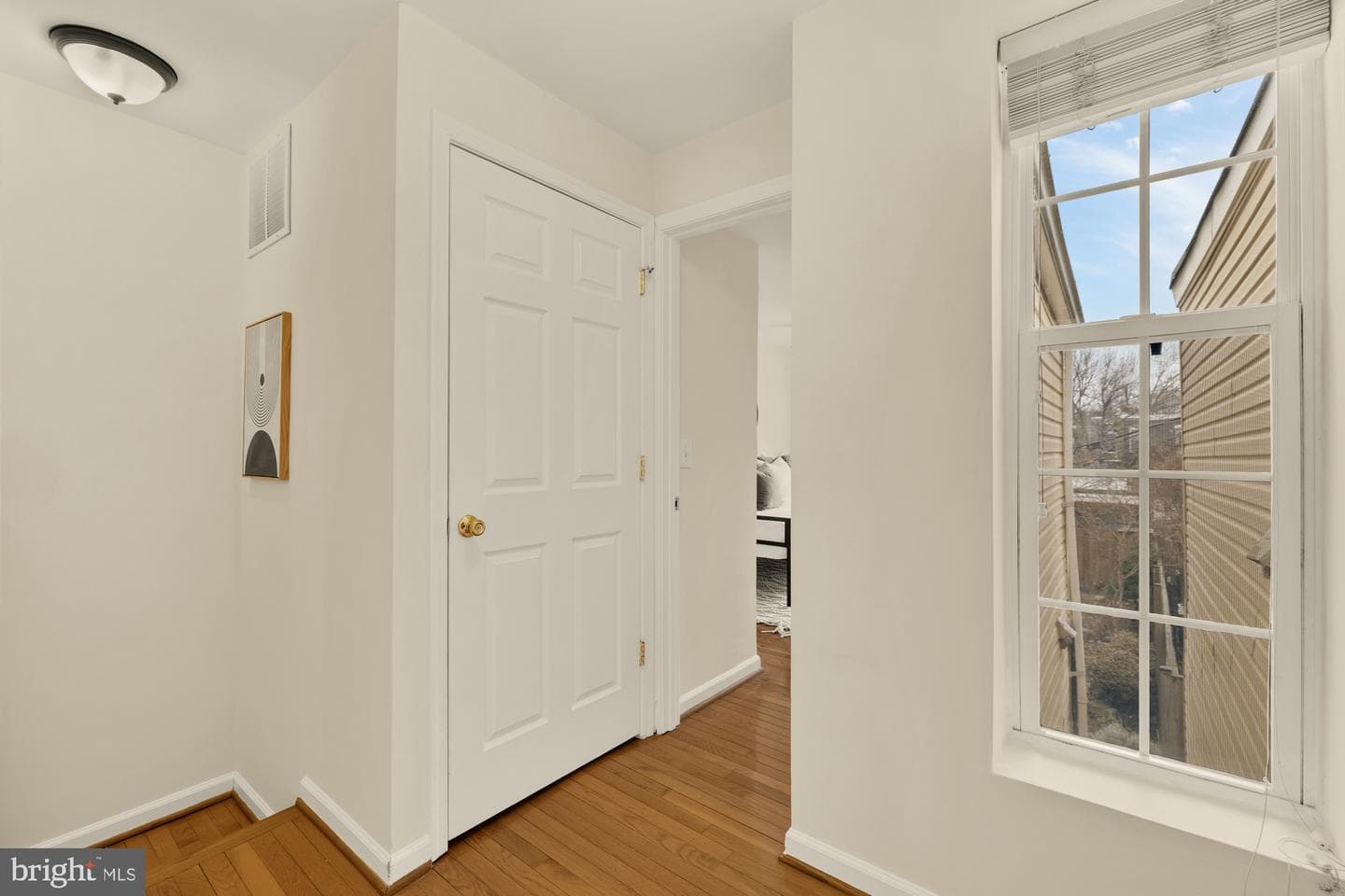 909 8th Street NE photo 17