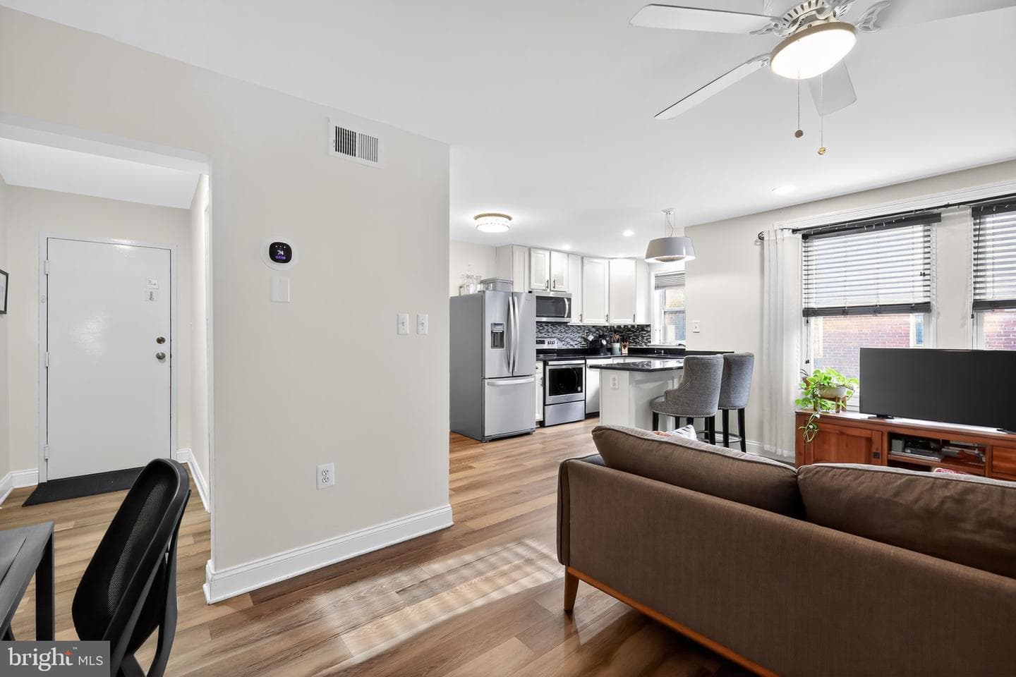 33 Kennedy Street NW #101 photo 4