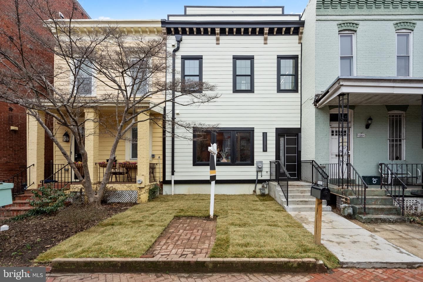1203 G Street NE photo 6